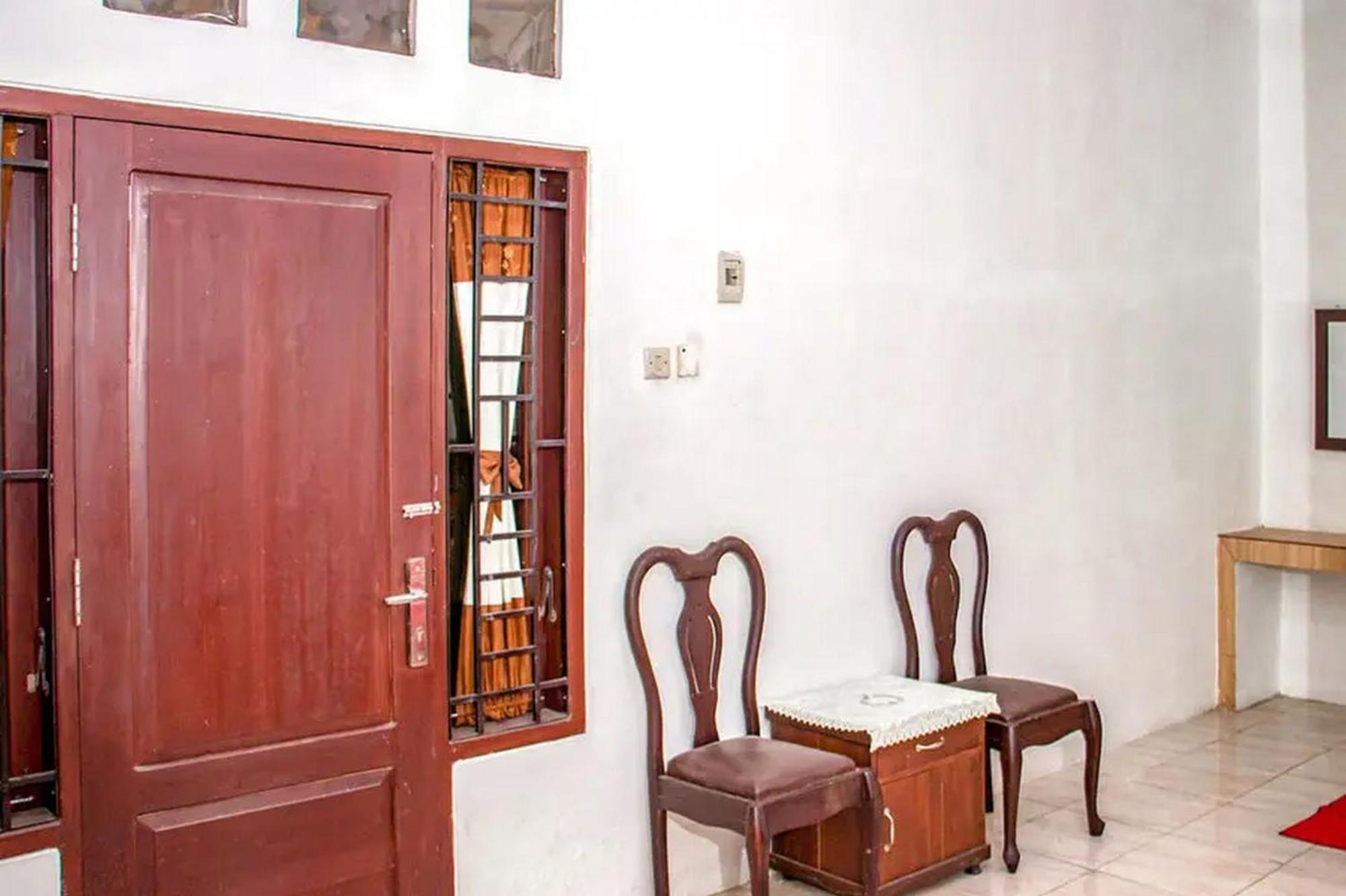 Samar Wulu Guest House Syariah Mitra Reddoorz Near Ketapang Ketapang  Extérieur photo