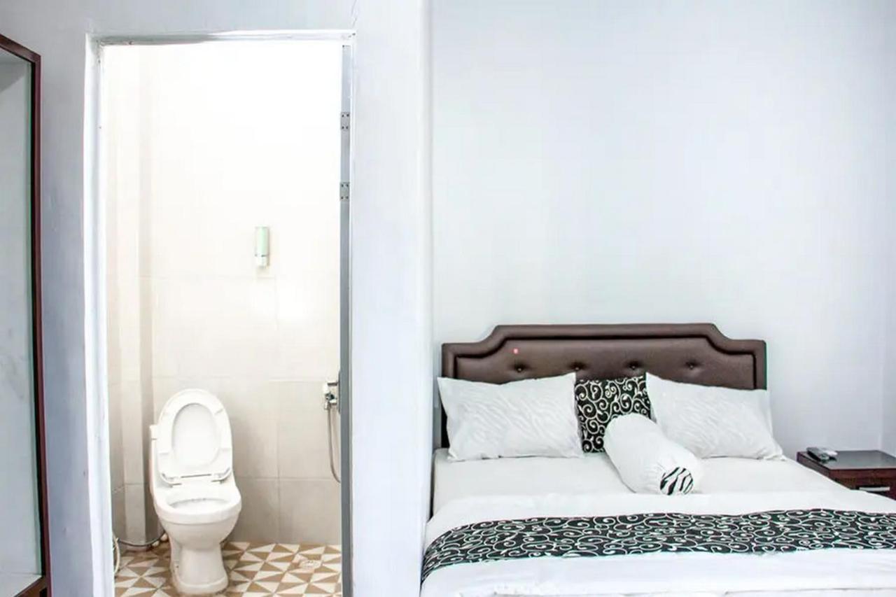 Samar Wulu Guest House Syariah Mitra Reddoorz Near Ketapang Ketapang  Extérieur photo