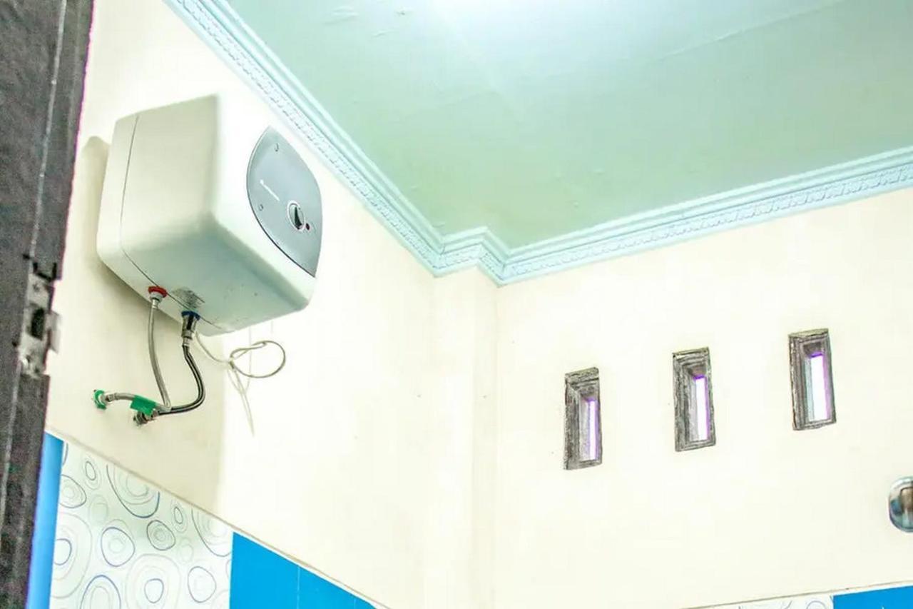 Samar Wulu Guest House Syariah Mitra Reddoorz Near Ketapang Ketapang  Chambre photo